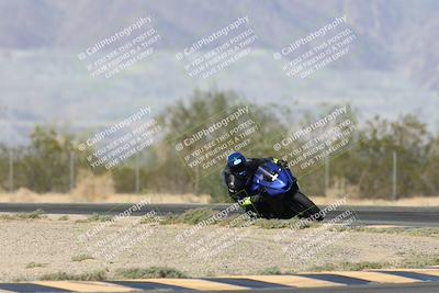 media/Nov-16-2025-Race Pace (Sun) [[8c5fa54630]]/Verified Riders/2-Turn 7 (945am)/